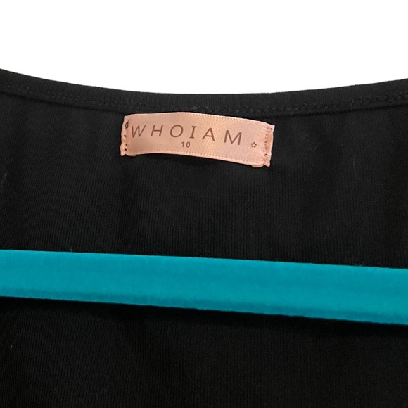 ⭐️ 5/$25 WhoIAm black ruched long-sleeved black crop top size 10 - Picture 5 of 7